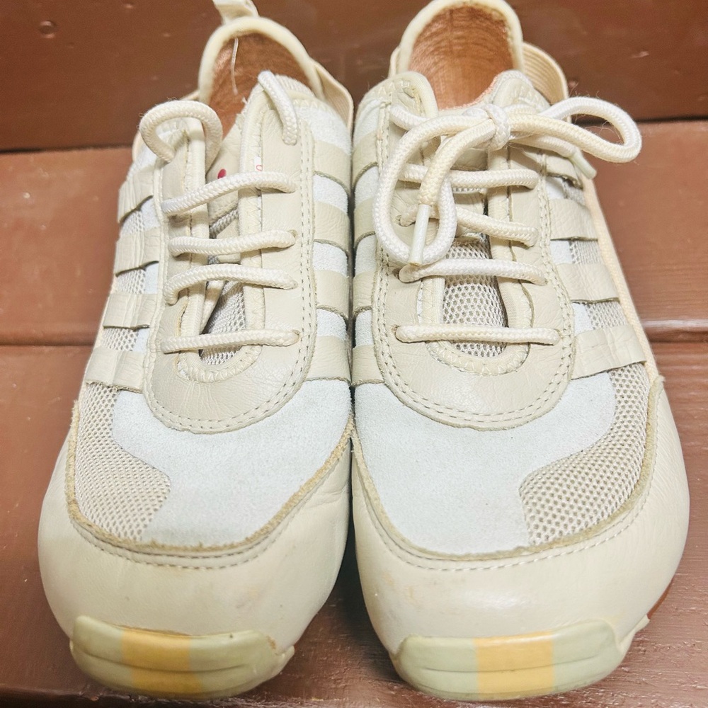 Tsubo Cream and Tan Women's Sneakers